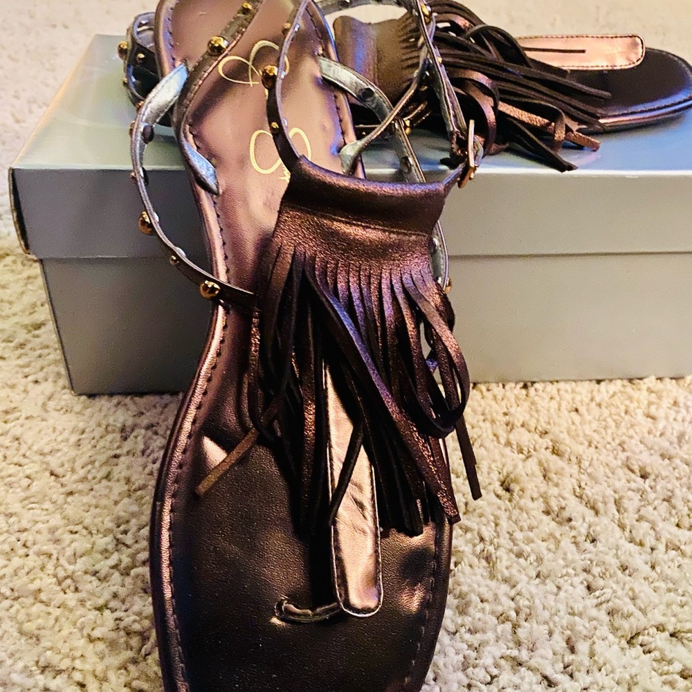 Size 8 1/2 beautiful brown Jessica Simpson sandals